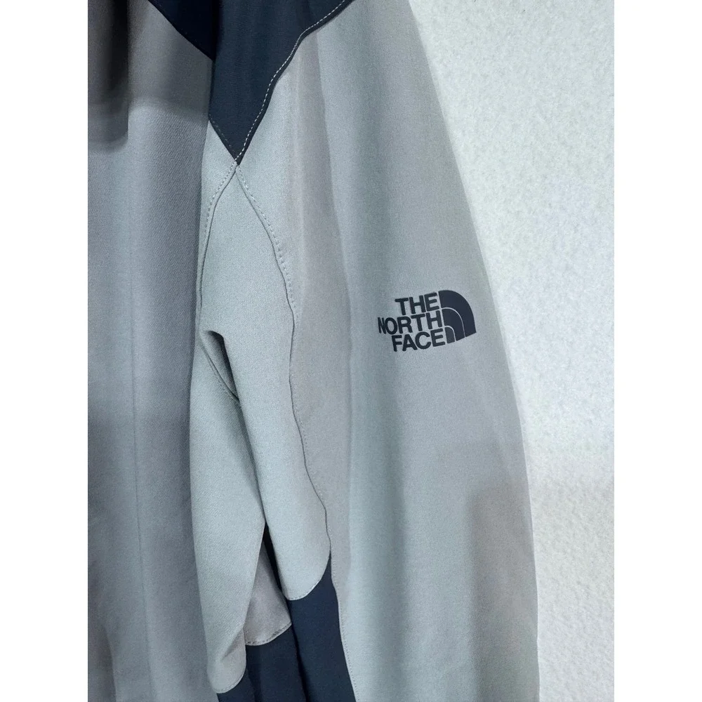 The North Face Men's Large Gray Blue Softshell Jacket Coat Windwall Full Zip